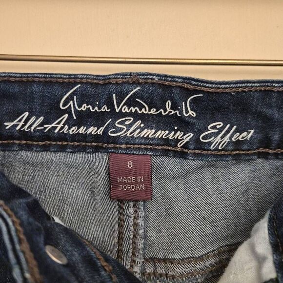 Gloria Vanderbilt All Around Slimming Effect Bootcut Stretch Jeans: Comfy Flatte - Picture 3 of 5